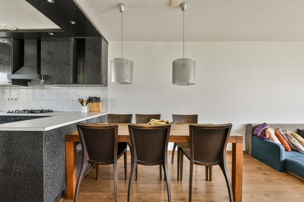 Medium property photo - Duke Ellingtonstraat 53, 1066 GE Amsterdam